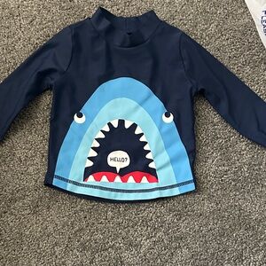 Long-Sleeve Navy Kids Rash Guard with Shark Graphic - Blue